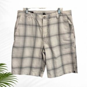 Quiksilver Plaid Shorts Mens 38 Gray White Flat Front Chino Casual